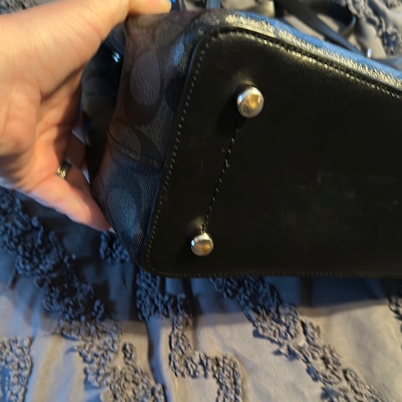 Coach Black Signature Tote - Picture 3 of 15